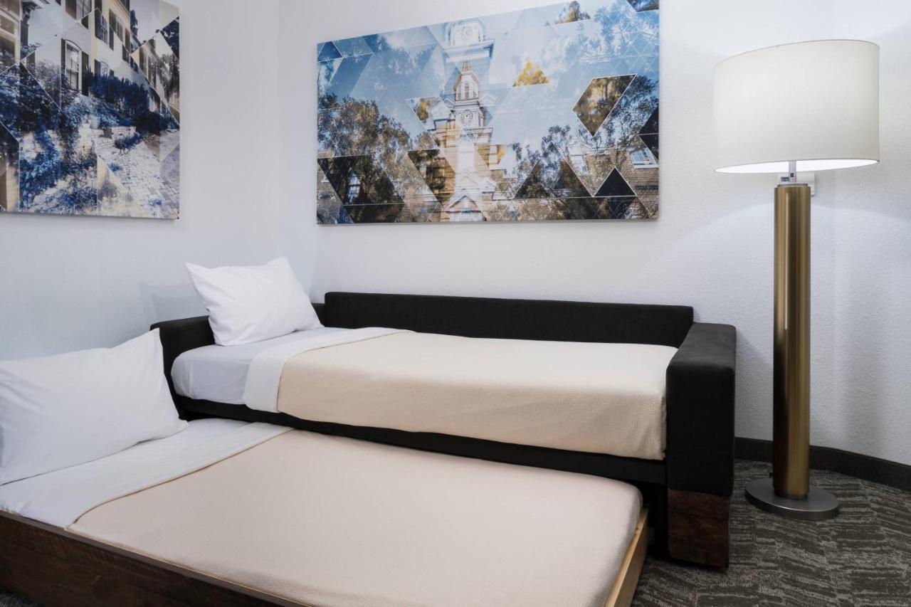 Springhill Suites Alexandria Southwest Kültér fotó